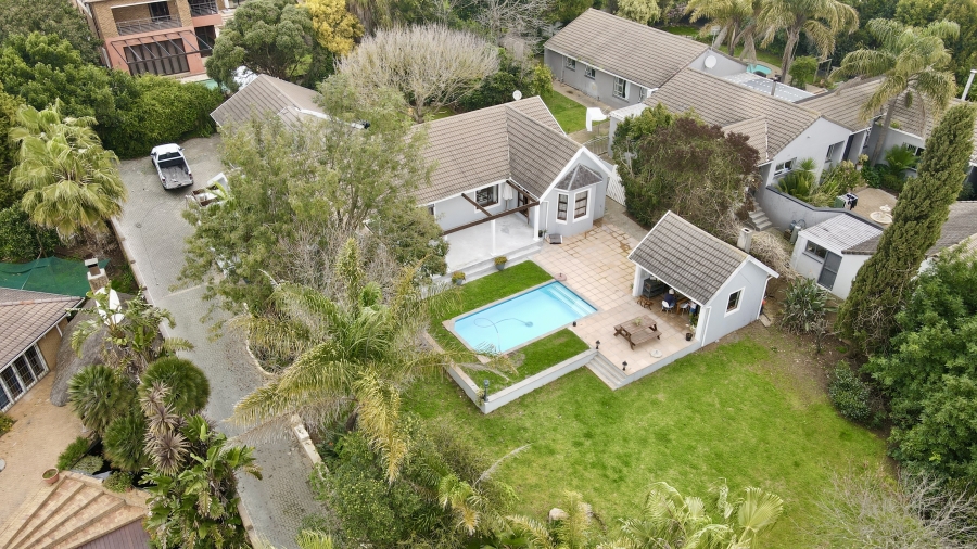 5 Bedroom Property for Sale in Vierlanden Western Cape